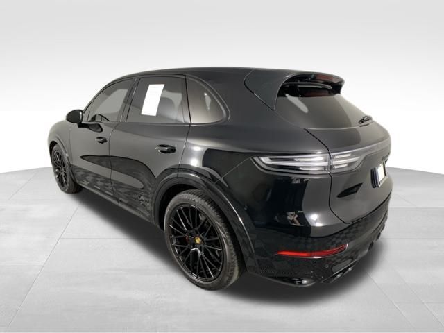 2021 Porsche Cayenne GTS 5