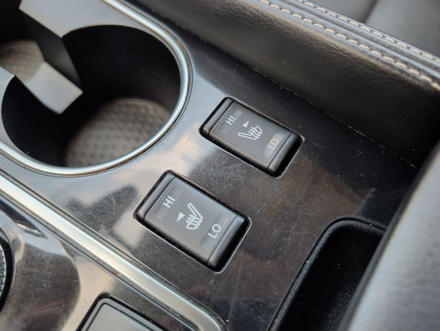 Used 2016 Nissan Maxima Sedan
