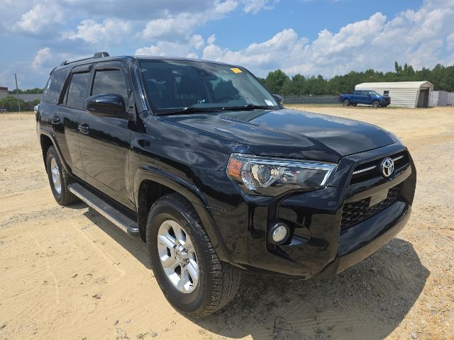 Used 2020 Midnight Black Metallic Toyota SR5 image 8