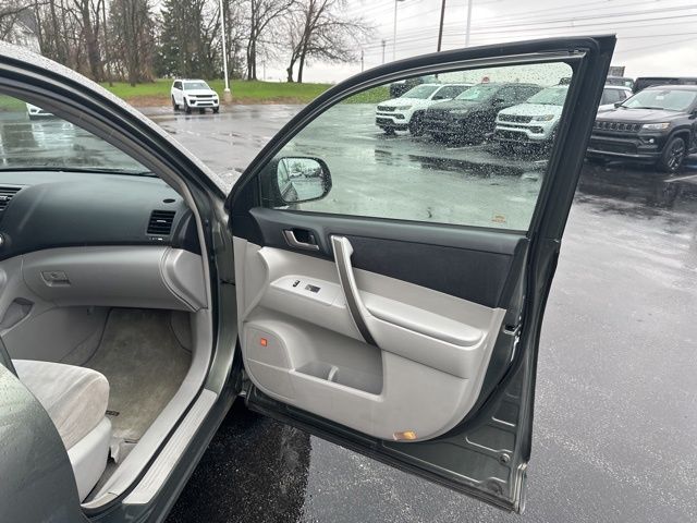 Used 2008 Toyota Highlander Sport 4D Sport Utility