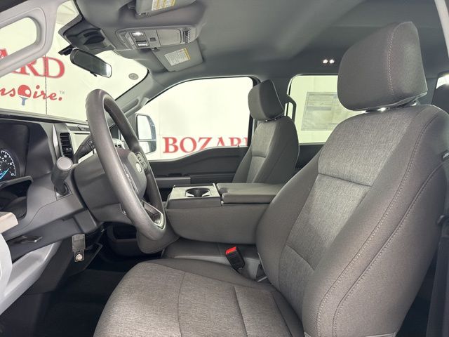 2025 Oxford White Ford Super Duty F-250 SRW XL 4X4 Truck