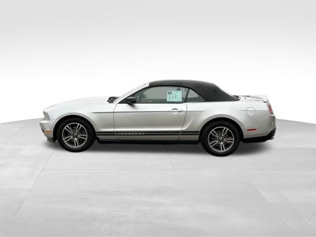 2011 Ford Mustang V6 Premium 17