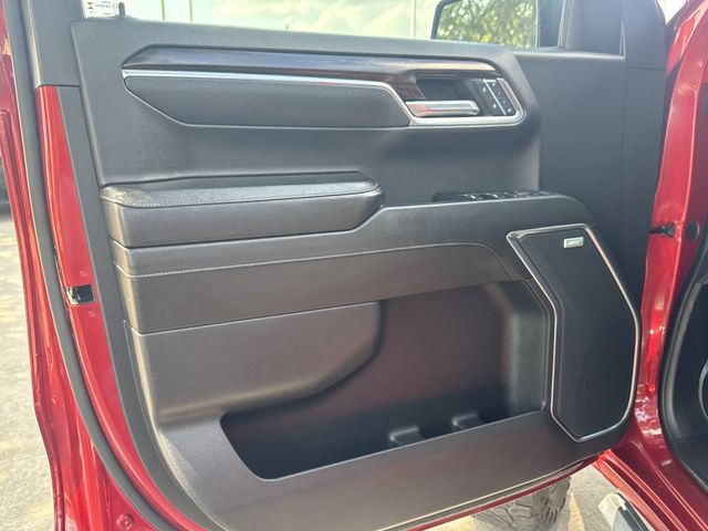 2023 GMC Sierra 1500 SLT - 2