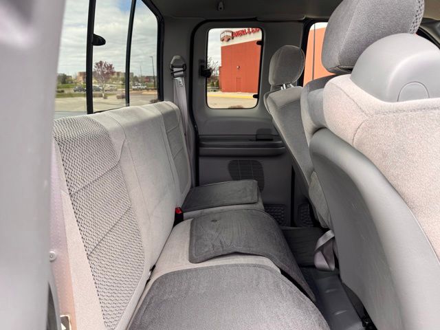2001 Ford F-250 Super Duty XLT