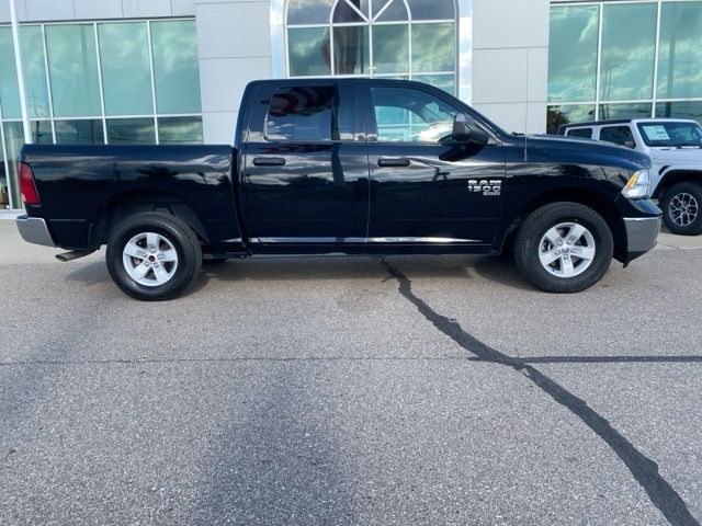 2023 Ram 1500 Classic SLT - Diamond Black Crystal Pearlcoat exterior view 4