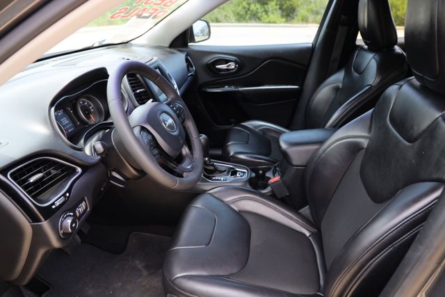 2020 Jeep Cherokee Latitude Plus Gray at Mac Haik CDJR North Houston