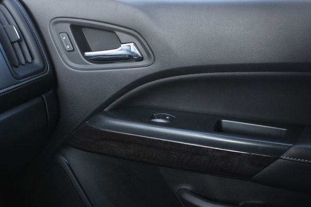 Used 2018 White GMC SLT image 20