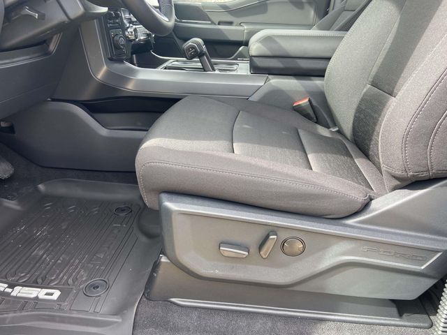 New 2026 Blue Ford XLT image 11