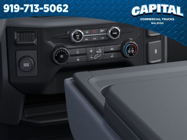New 2026 Oxford White Ford XL image 15