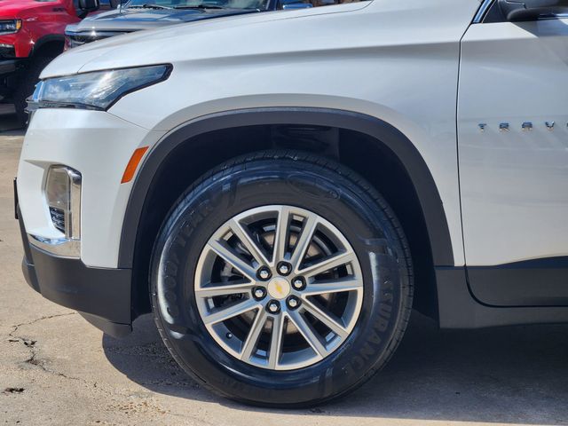 2023 Chevrolet Traverse LT Beige at AutoSavvy Houston Southwest