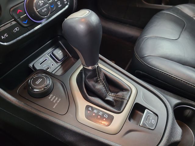 2017 – Jeep – Cherokee