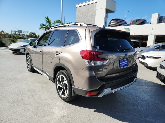 2022 Subaru Forester Touring 16