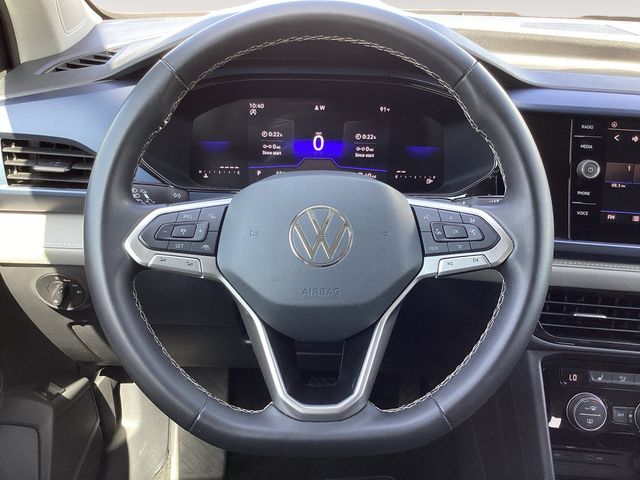Used Car 2024 Volkswagen Taos  1.5t Se For Sale Under $20,000 In San Antonio, Texas