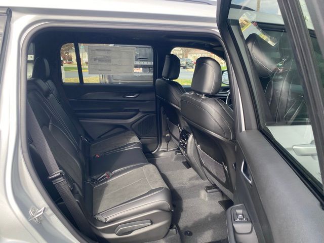 new 2025 Jeep Grand Cherokee L car, priced at $38,689