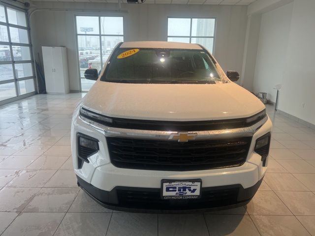 View vehicle photo 2