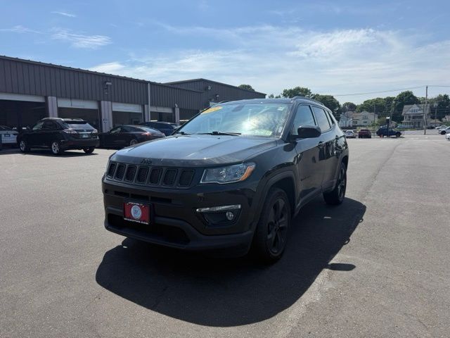 Diamond Black Crystal Pearlcoat 2020 Jeep Compass Altitude 4WD SUV / Crossover Four-Wheel Drive 9-Speed Automatic