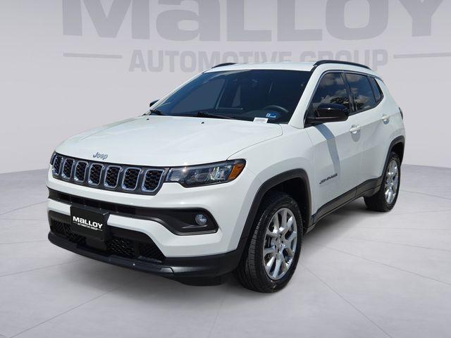 Bright White Clearcoat 2024 Jeep Compass SUV / Crossover Four-Wheel Drive 8-Speed Automatic