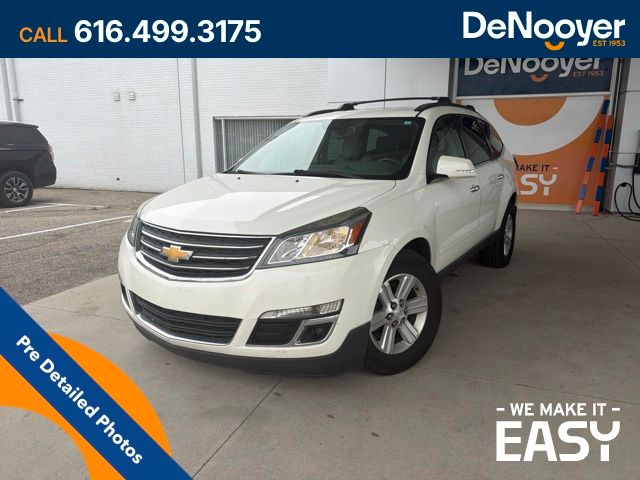 White 2014 Chevrolet Traverse SUV / Crossover Front-Wheel Drive 6-Speed Automatic