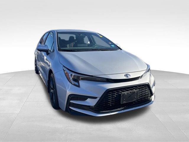 Classic Silver Metallic/ 2023 Toyota Corolla SE FWD Sedan Front-Wheel Drive Continuously Variable Transmission