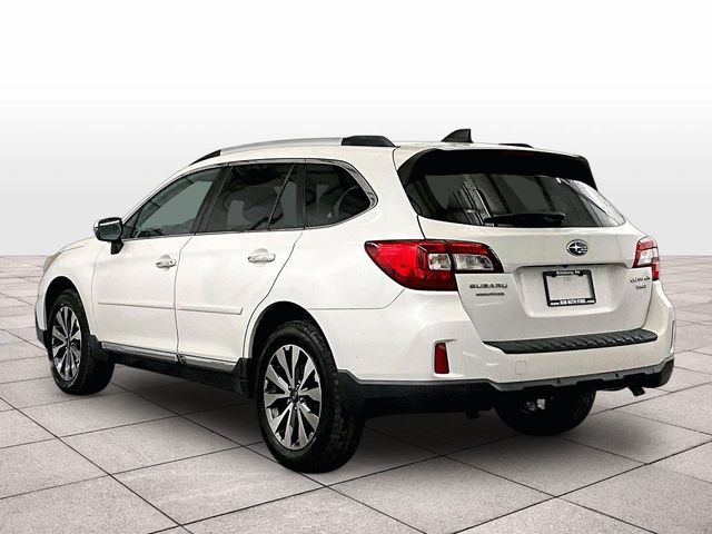 2017 Subaru Outback 3.6R White at Rafferty Subaru