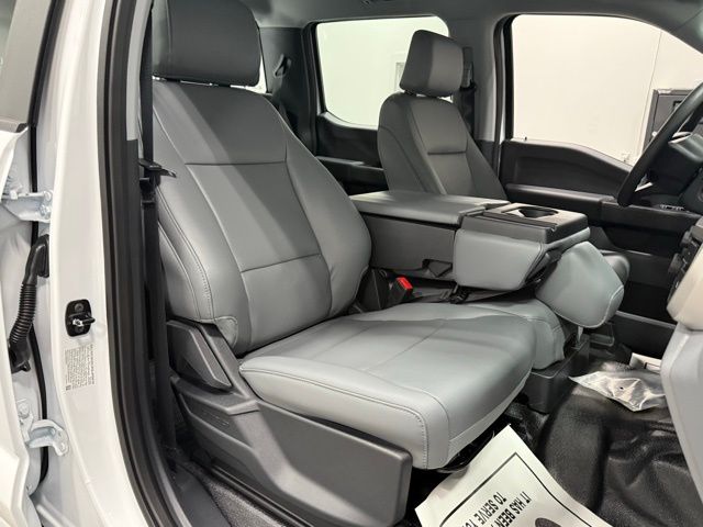 2025 Ford F-350SD XL photo