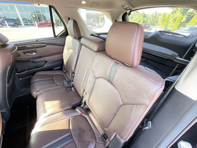 Used 2025 Honda Pilot SUV