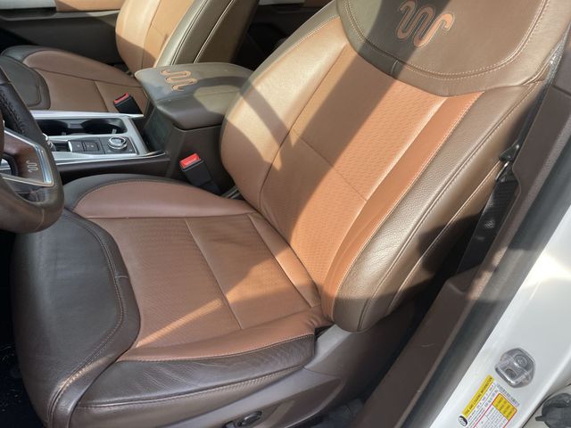 Used 2022 White Ford King Ranch image 11