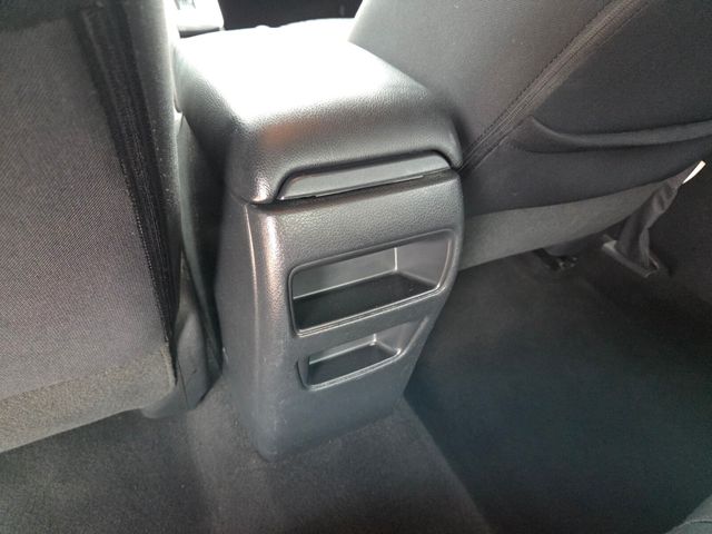 Used 2016 Red Nissan SV image 6