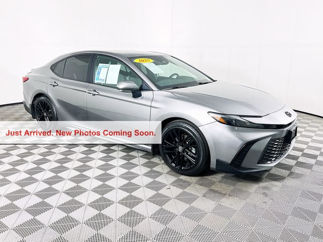 Heavy Metal 2025 Toyota Camry SE FWD Sedan Front-Wheel Drive Continuously Variable Transmission