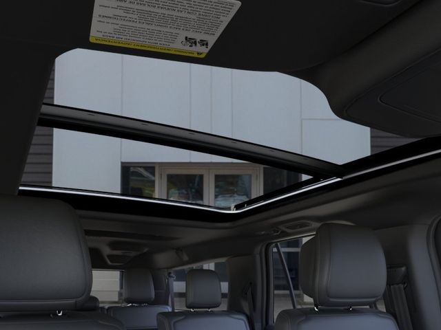 New 2026 Silver Ford Platinum image 22