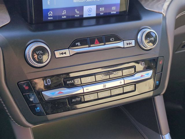 Used 2020 Black Ford Platinum image 25