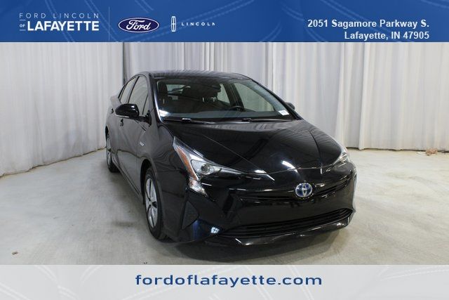 2017 Toyota Prius Three FWD