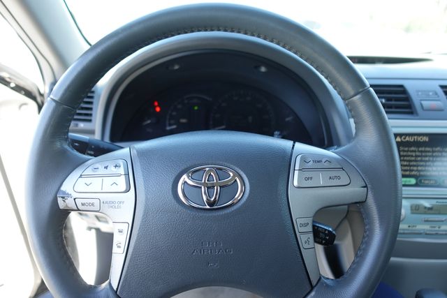 used 2007 Toyota Camry Hybrid car, priced at $7,500