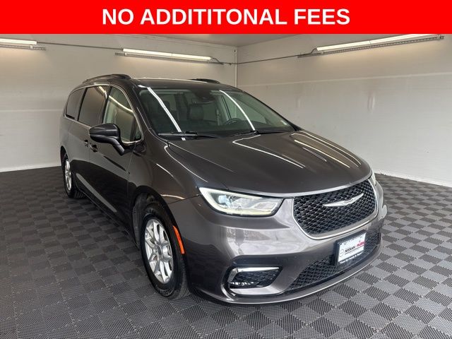 Gray (Granite Crystal Metallic Clearcoat) 2022 Chrysler Pacifica Touring L FWD Minivan Front-Wheel Drive 9-Speed Automatic