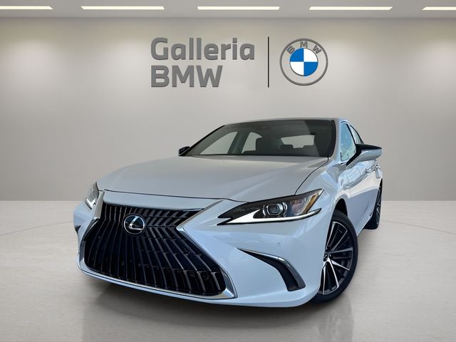 2024 Lexus ES 350's photo