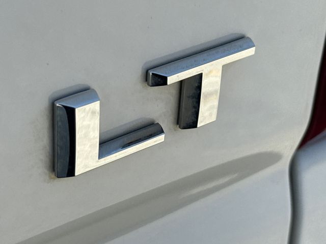 Used 2024 White Chevrolet LT image 11