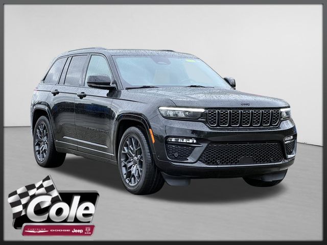 Diamond Black Crystal Pearlcoat 2025 Jeep Grand Cherokee Summit Reserve 4WD SUV / Crossover Four-Wheel Drive 8-Speed Automatic