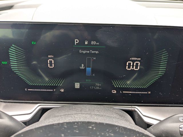 Used 2025 Kia Sorento Hybrid SUV