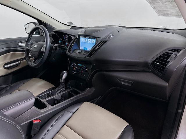 2019 Ford Escape SEL 29