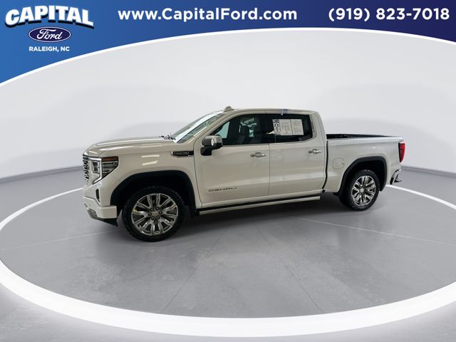 Used 2024 White GMC Denali image 5