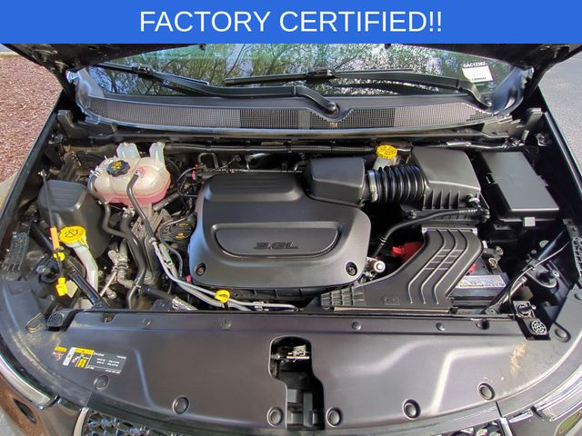 Used 2025 Black Chrysler Pinnacle image 39