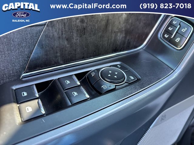 Used 2021 Black Ford Lariat image 21