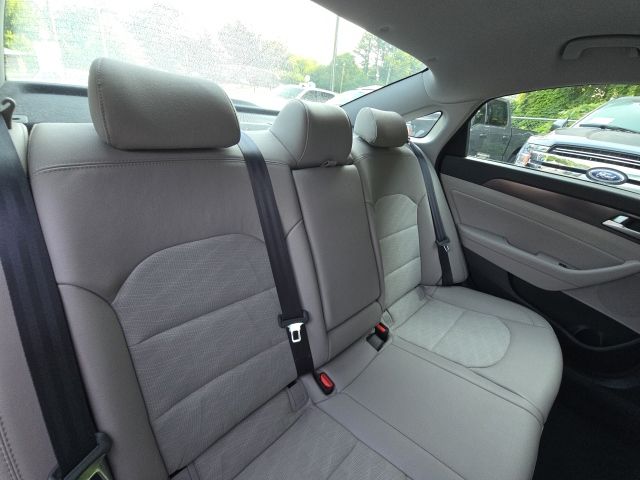 2015 Hyundai Sonata Sport:C02707