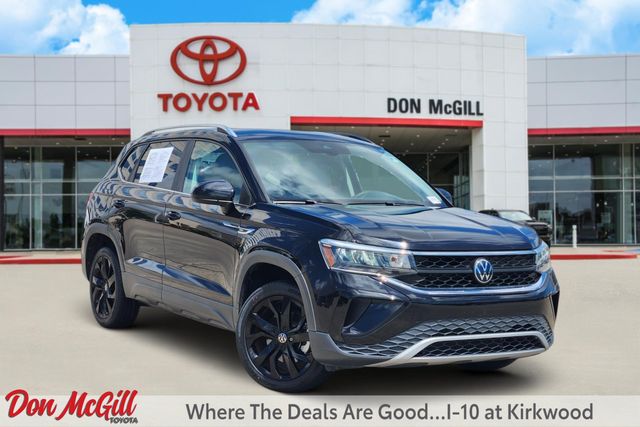 2023 Volkswagen Taos 1.5T SE Black at DeMontrond Auto Country