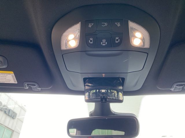 2026 Chrysler Pacifica Select - Silver Mist Clearcoat exterior view 17