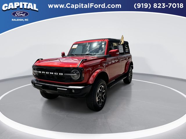 Used 2023 Red Ford Outer Banks image 4