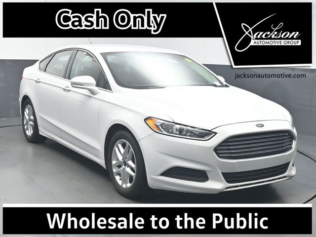  2015 Ford Fusion SE   