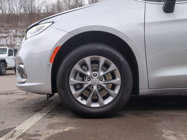 new 2026 Chrysler Pacifica car, priced at $54,975