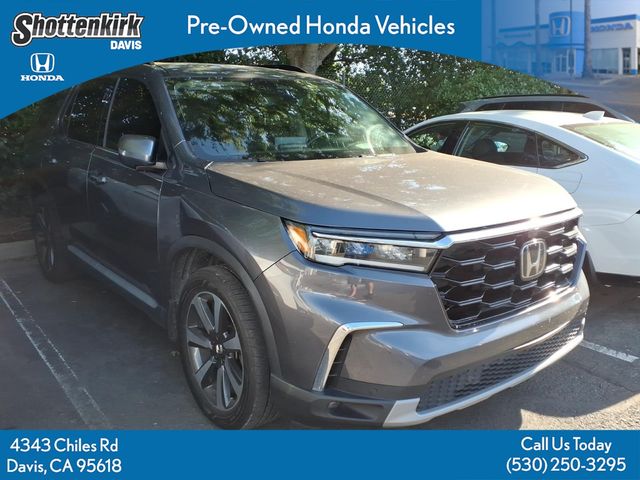 2023 Honda Pilot Elite AWD's photo