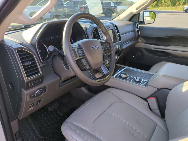 Used 2021 White Ford Limited image 16